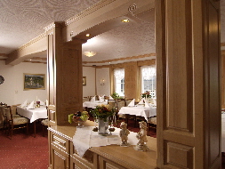 Saal Saal